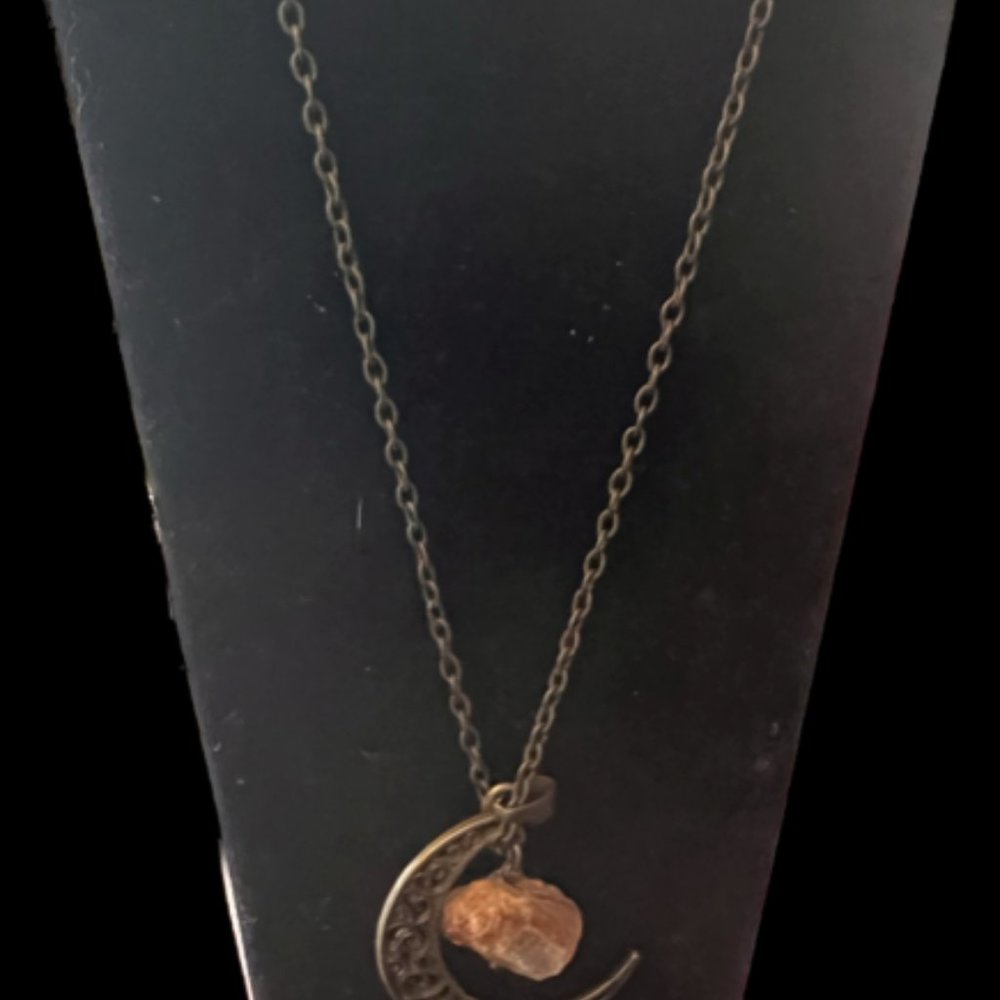 Lot of gently used necklaces - Picture 8 of 10